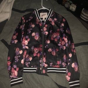 ✨Arizona Jean Womens Floral Bomber Jacket✨